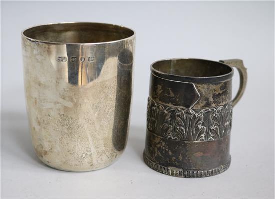 A Georgian silver christening mug (af) and a Victorian silver beaker, 6.7 oz.